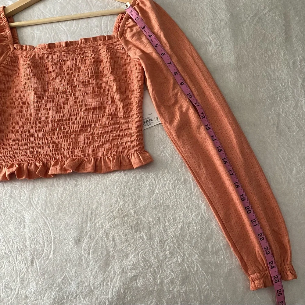 NWT Cropped Smocked Square Neck Billow Sleeve Top